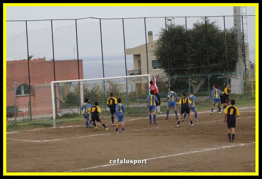 111210 Futura 183_tn.jpg
